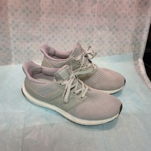 Men's Adidas Ultra boost size 8